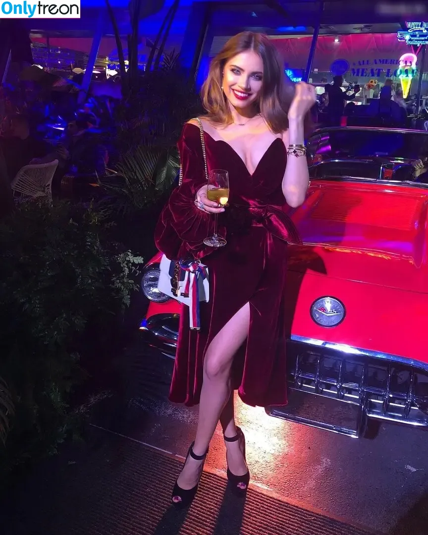 Xenia Tchoumitcheva nude photo #0326 (xenia / xeniatchoumi)