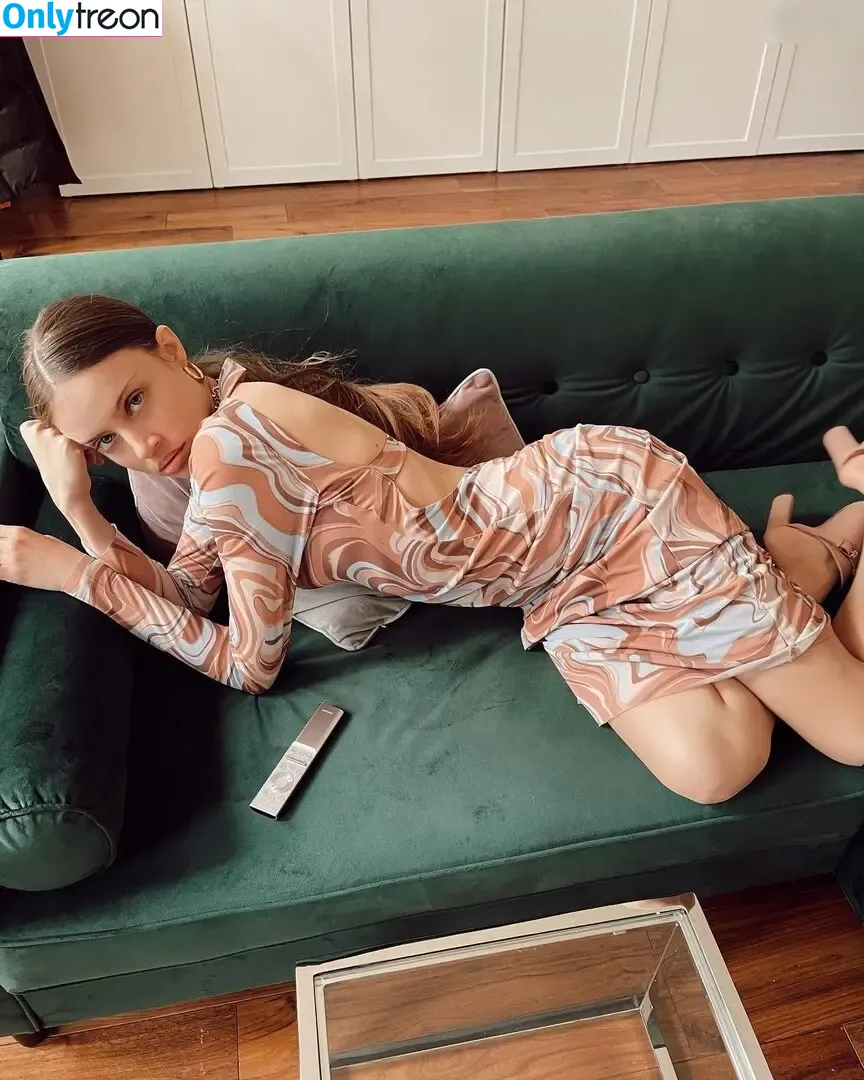 Xenia Tchoumitcheva nude photo #0583 (xenia / xeniatchoumi)