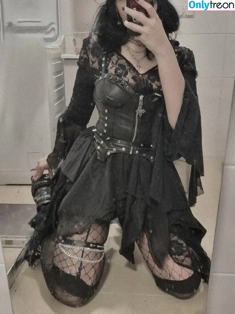 xeniphir nude photo #0025 (xeniphir)