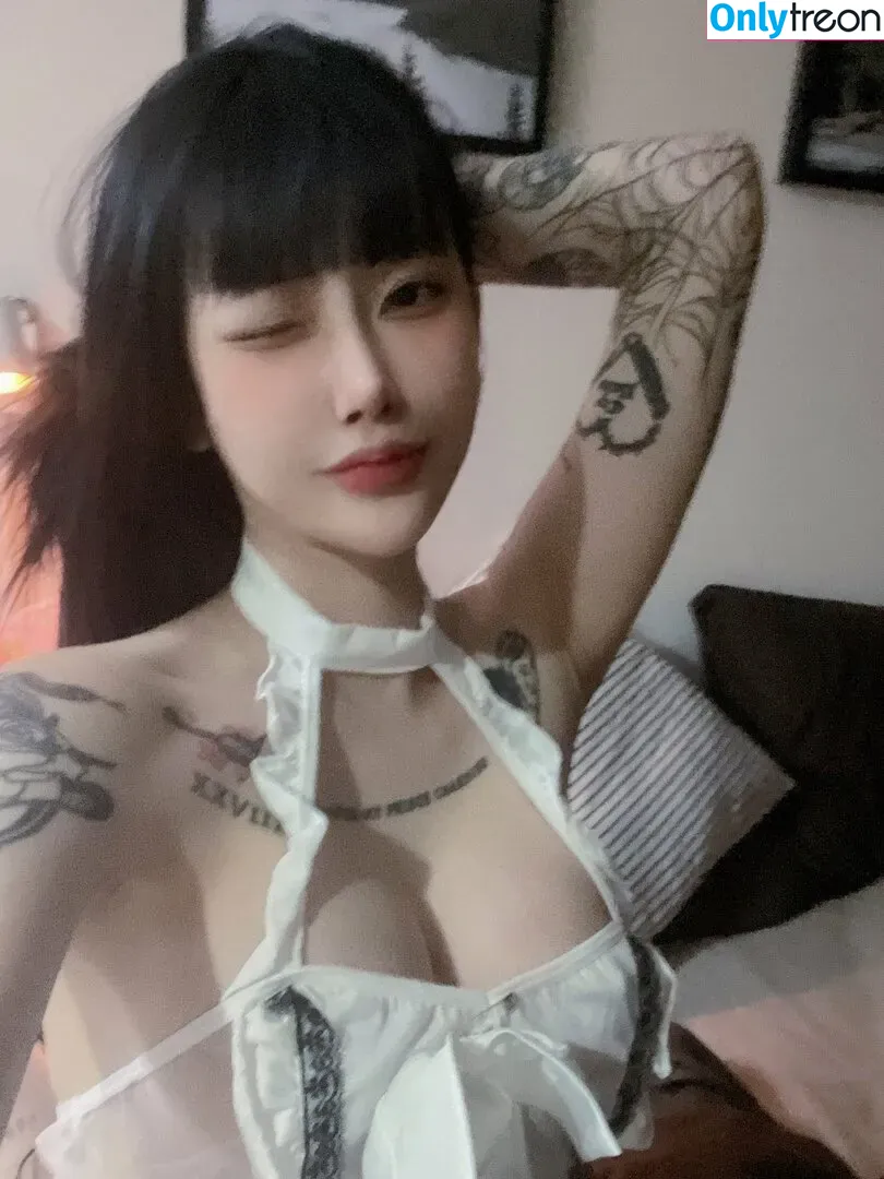 Xgina nude photo #0004 (Xgina)
