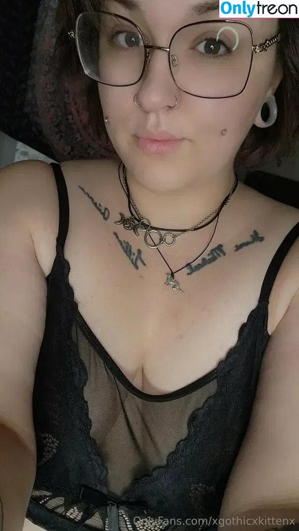 xgothicxkittenx nude photo #0006 (xgothicxkittenx)