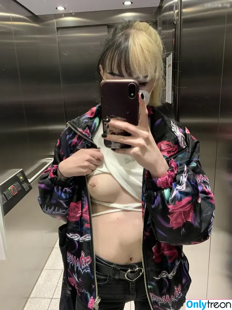 xhxllgirl nude photo #0081 (littlegirlfrxmhell / xxjessylee)