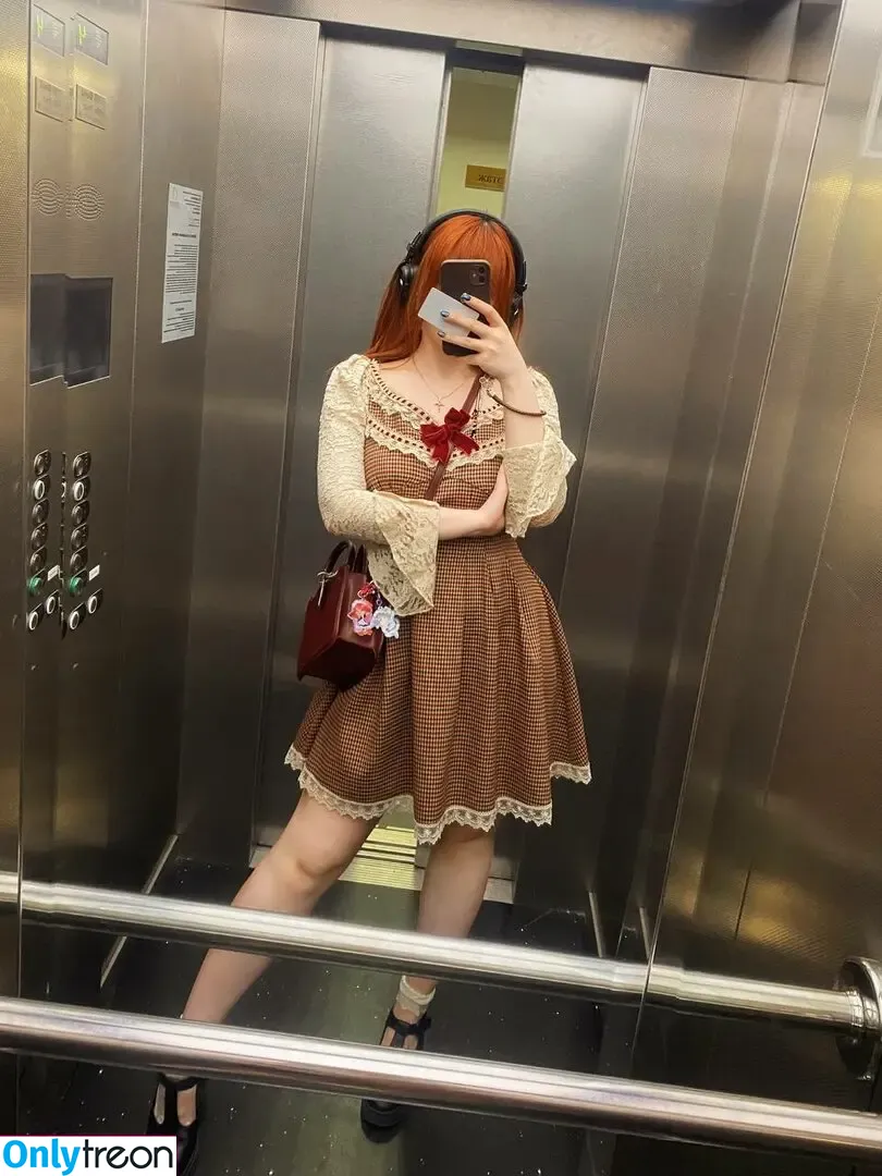 Xiao Elsie nude photo #0124 (baka elsie / bakaelsie / xiao.elsie / xiaoelsie)
