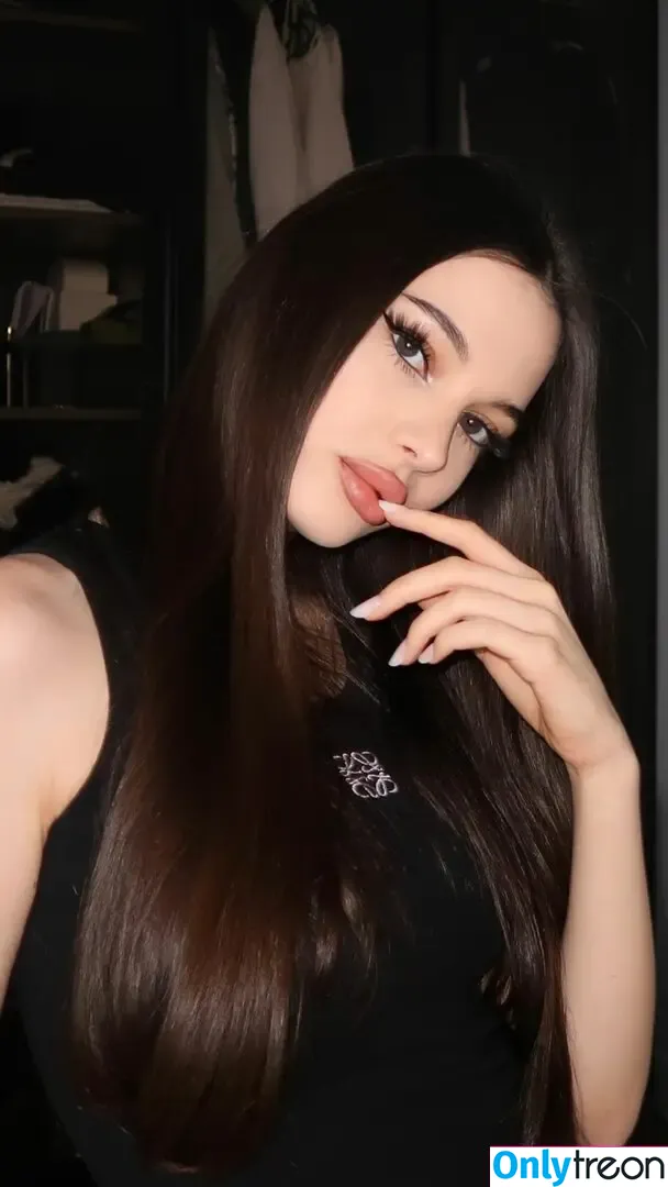xjxulia nude photo #0018 (xjxulia)