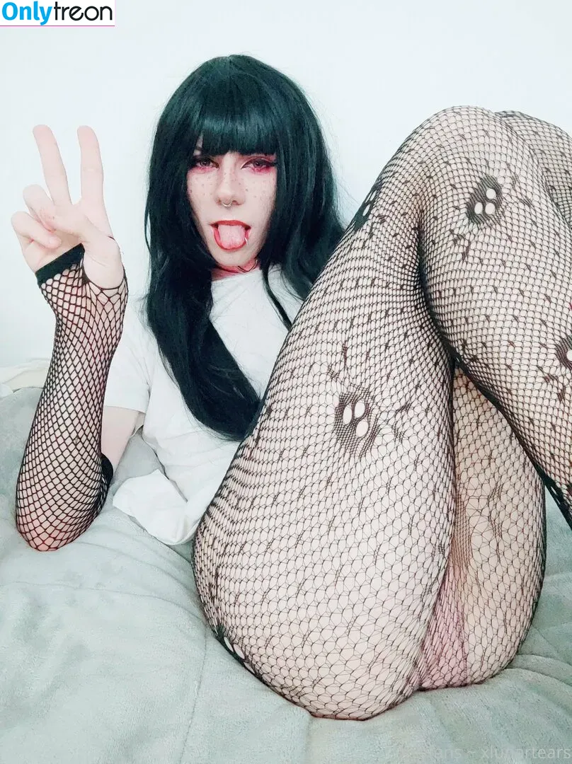 Xlunartears nude photo #0006 (xgreirx)