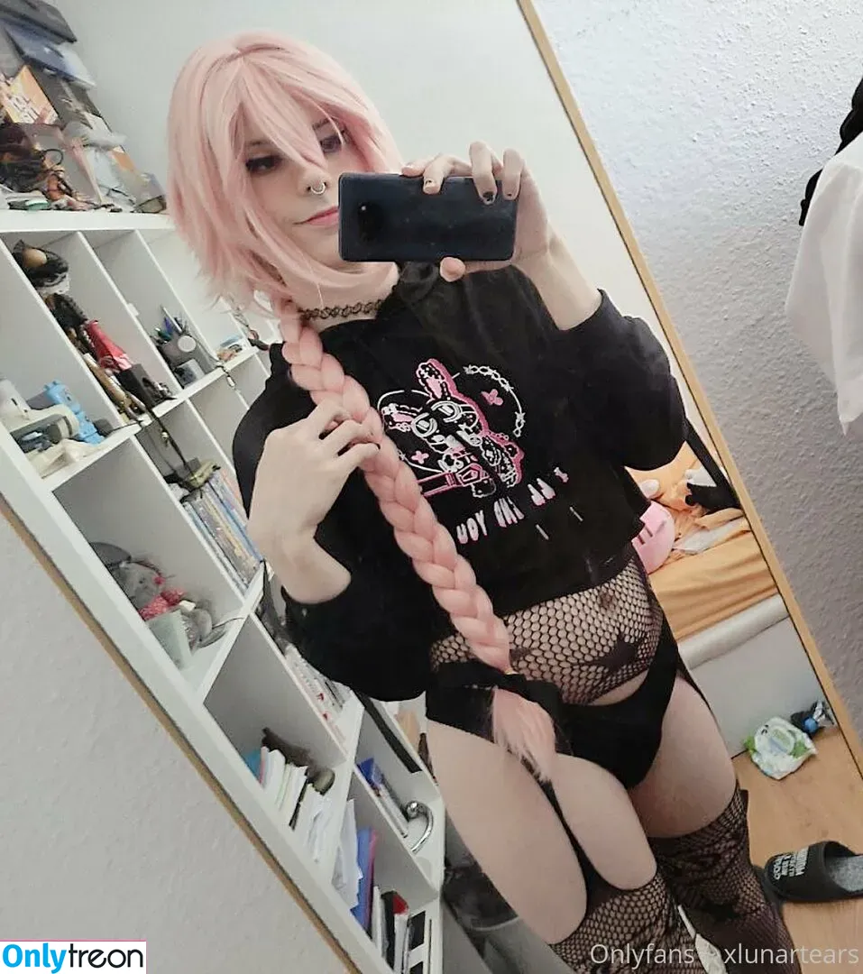Xlunartears nude photo #0028 (xgreirx)