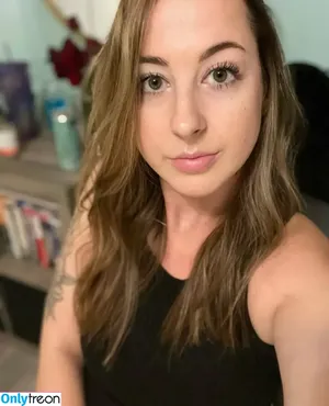xo_hazelrose / xo_hazelroseofficial nude photo #0065