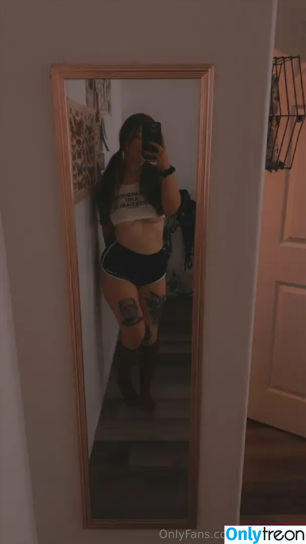xolilithjade nude photo #0008 (freetolivewithxolile)