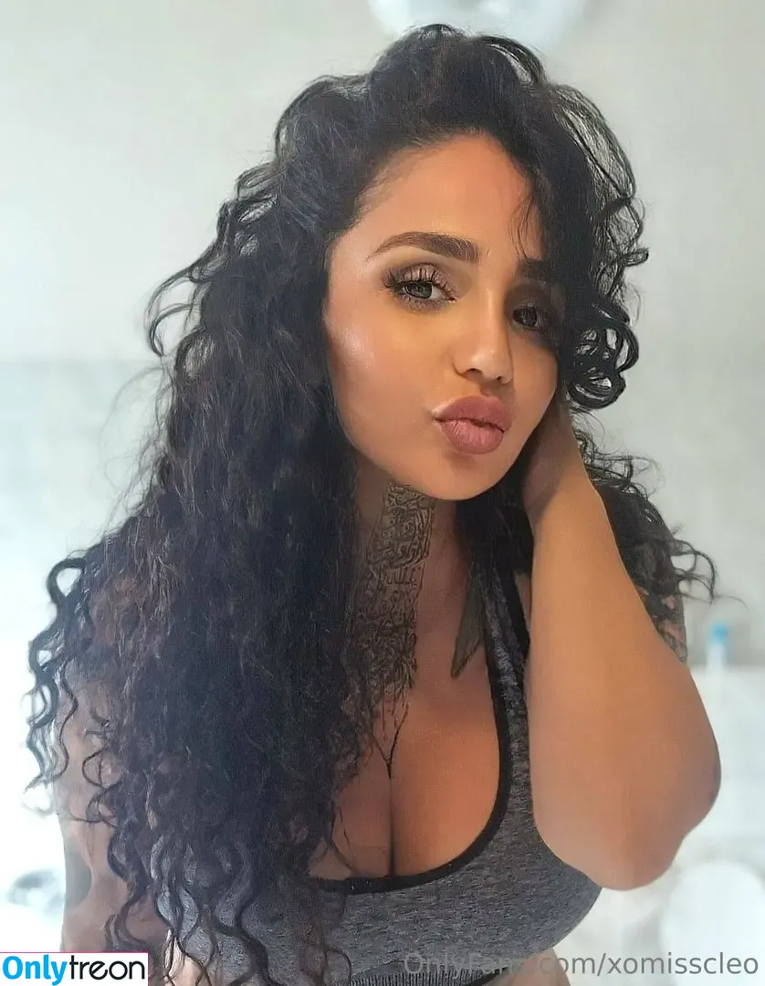 xomisscleo nude photo #0229 (goddesscleo_xo)