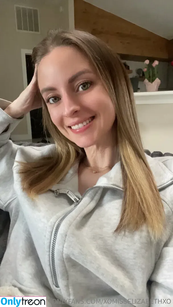 xomisselizabethxo nude photo #0013 (xomisselizabethxo)