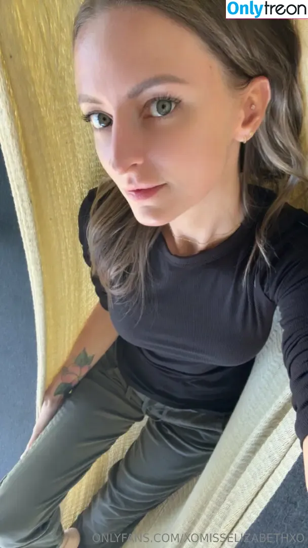 xomisselizabethxo nude photo #0019 (xomisselizabethxo)