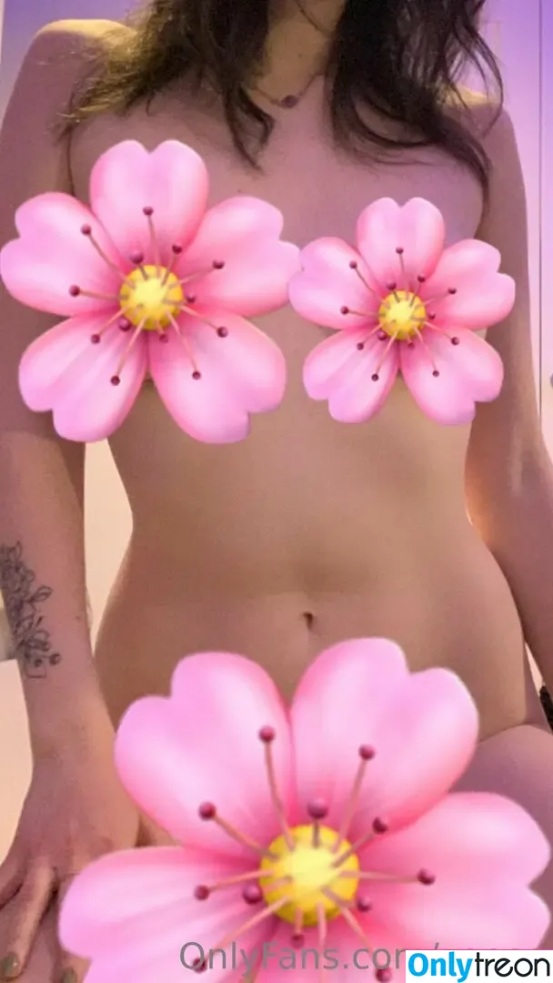 xonoa nude photo #0031 (xo._.na)