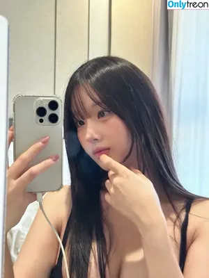 xouuuus / YUYU 유유 nude photo #0006