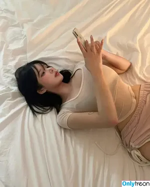 xouuuus / YUYU 유유 nude photo #0040