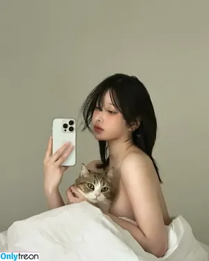 xouuuus / YUYU 유유 nude photo #0084