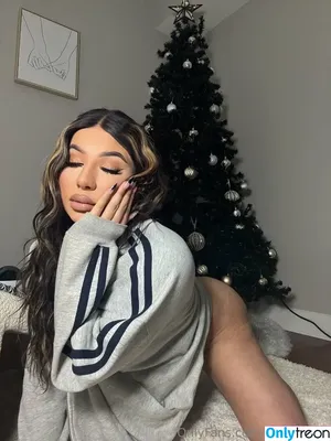 xovmaiax / xovmaia nude photo #0017