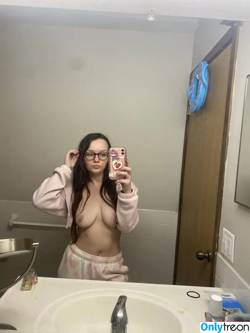 xoxolele nude photo #0012 (xoxoalliyahh)