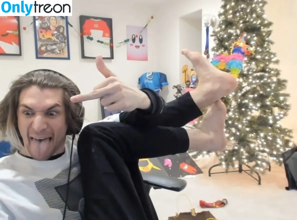 xqcow1 nude photo #0002 (Félix Lengyel / xQc)