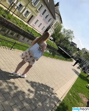 Xsina.sch nude photo #0011