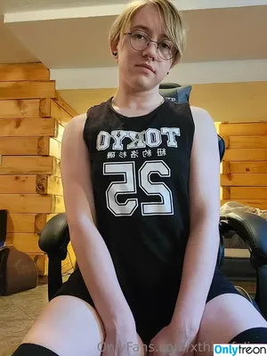  nude photo #0006
