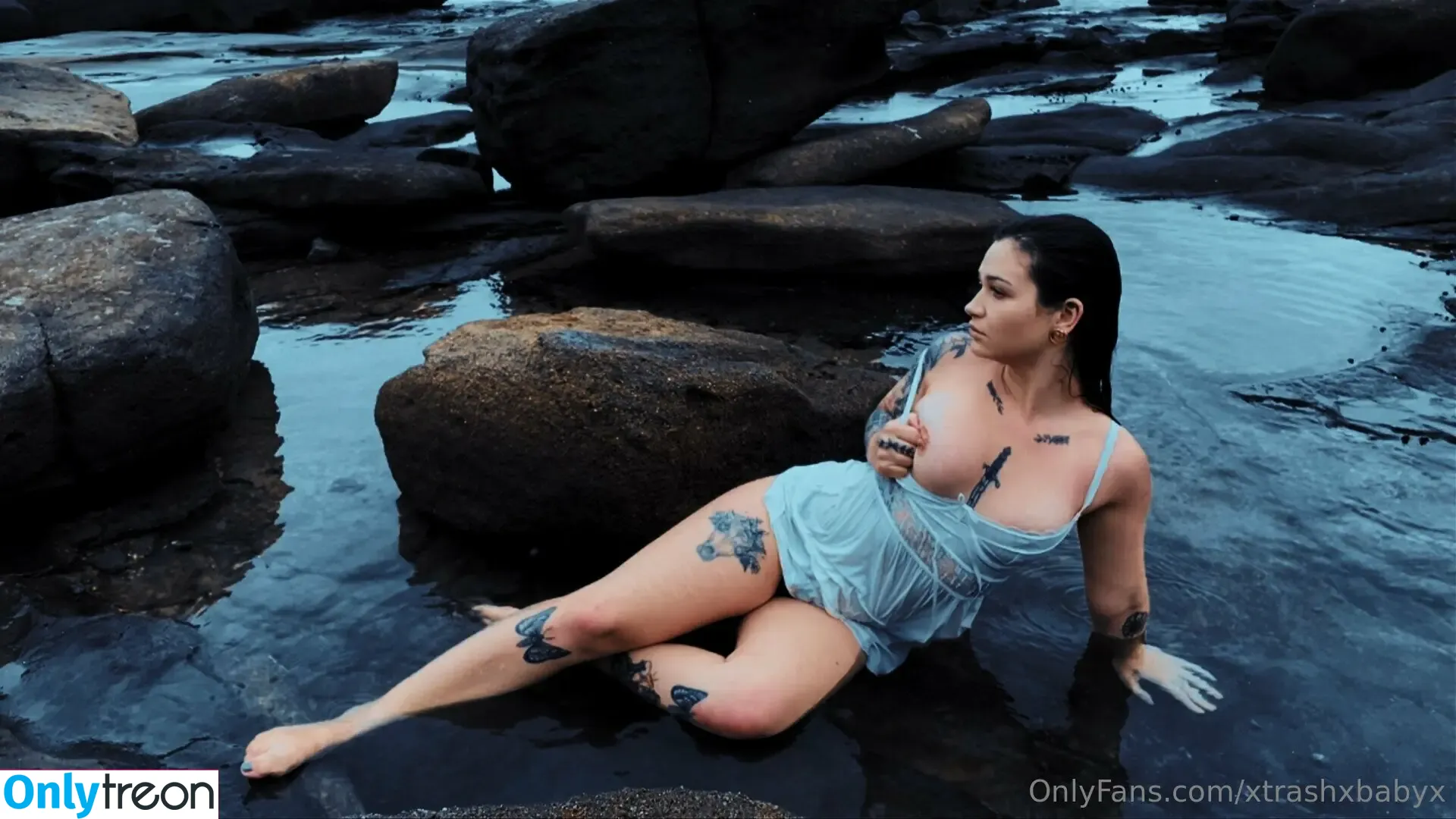 xtrashxbabyx nude photo #0201 (xtrashxbabyx)