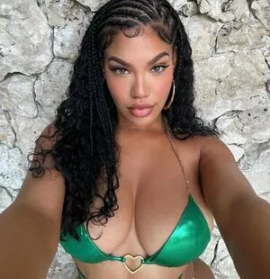 xttiona / Tiona Fernan / xttionaffernan nude photo #0163