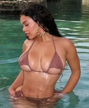 xttiona / Tiona Fernan / xttionaffernan nude photo #0174