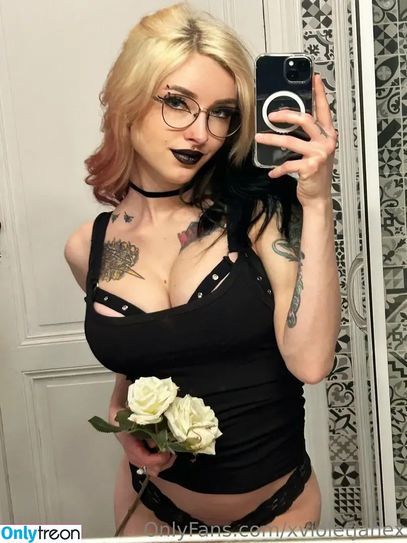XvioletjaneX nude photo #0075 (violetxjane)