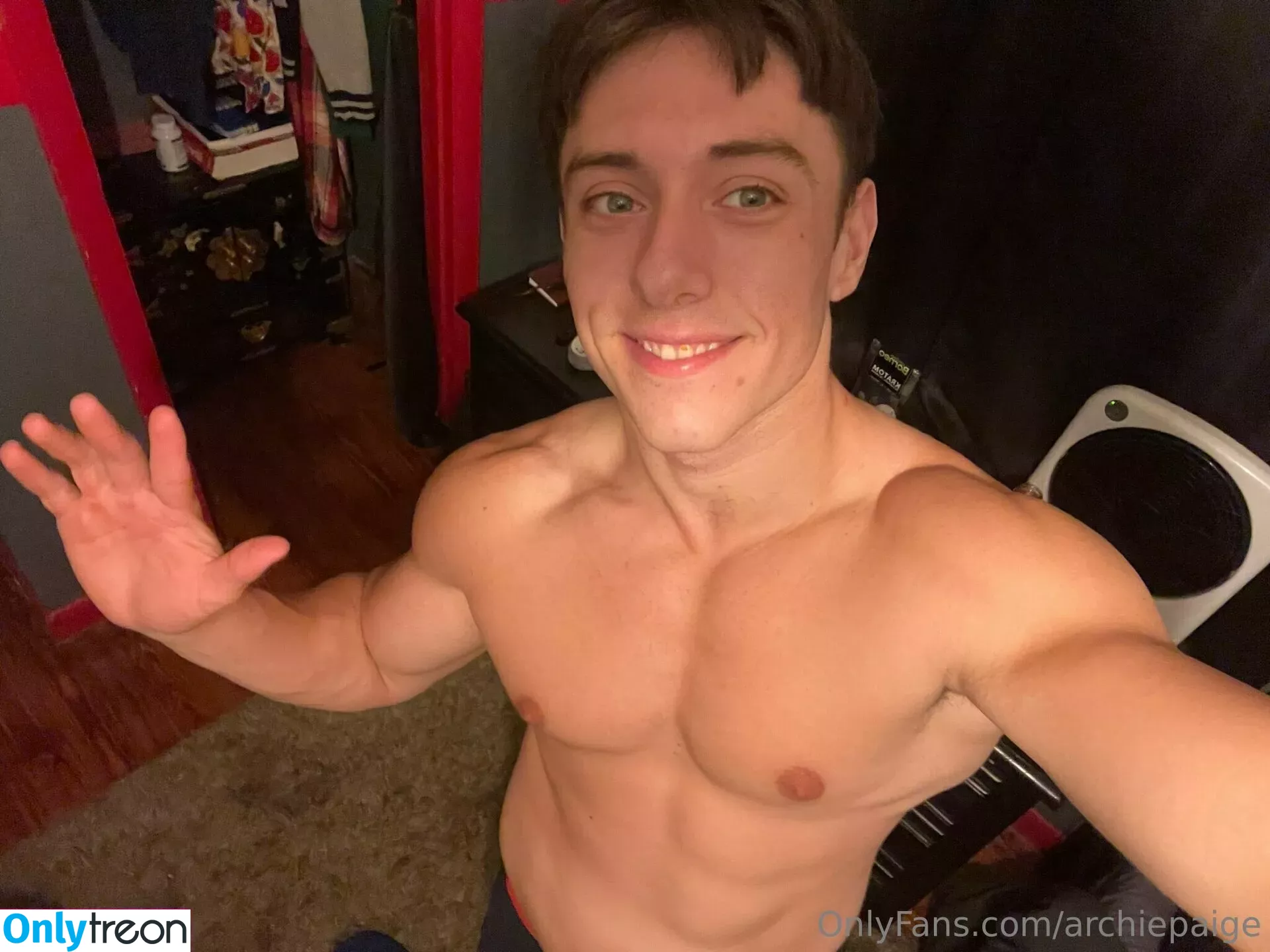 xxarchiepaigexx nude photo #0003 (hoggitsoriginal)