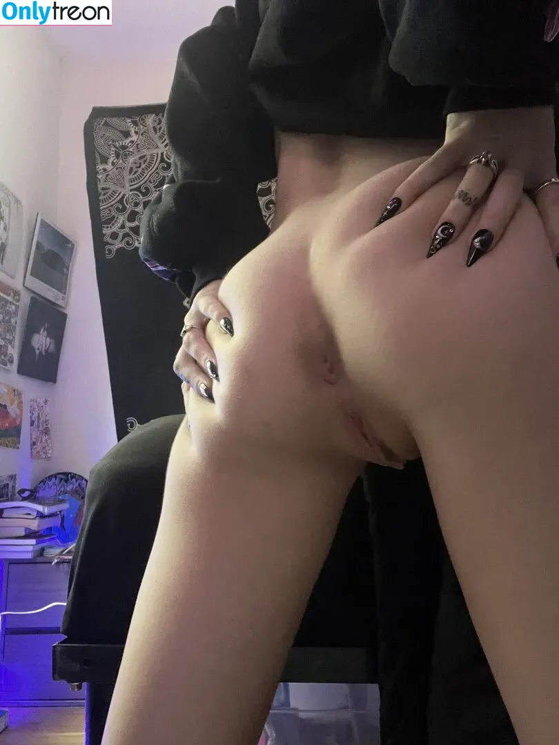 xxdevilbaby nude photo #0004 (xxdevilbaby)
