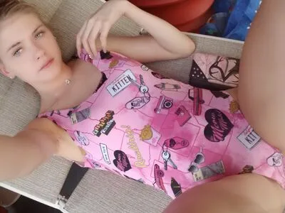  nude photo #0001