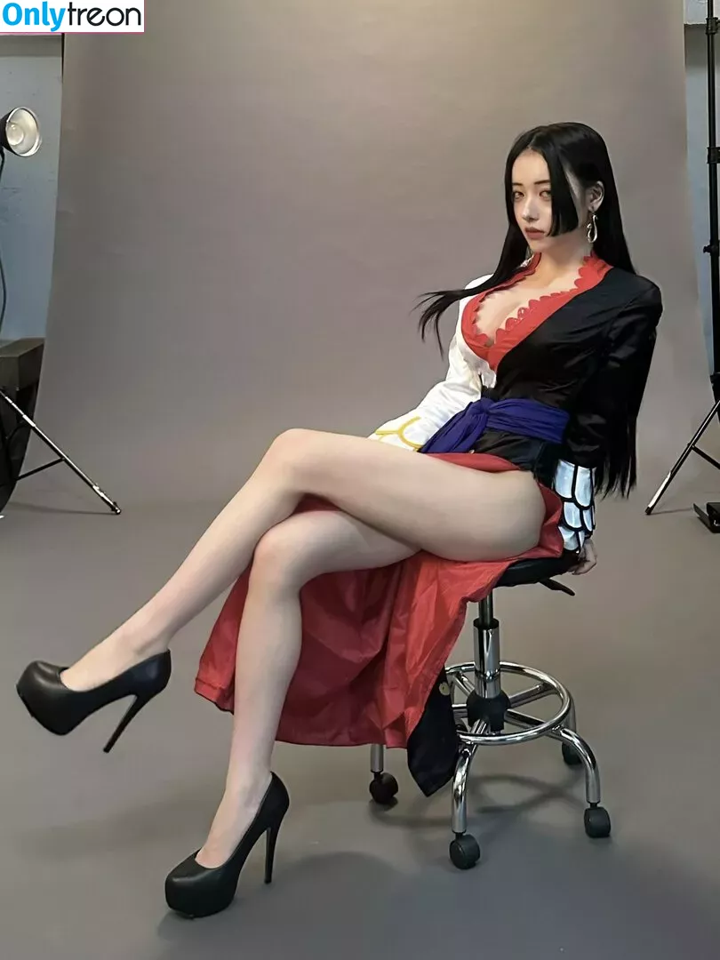 _xxkhyn nude photo #0008 (u262594371 / xxkhyn / 夏帆)