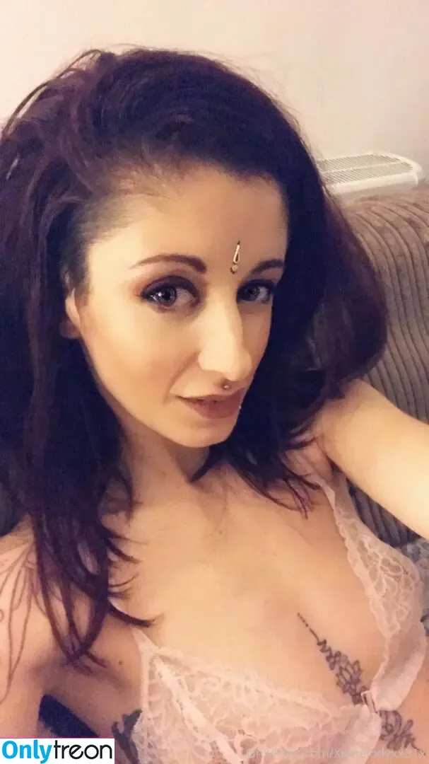 xxmelodyxx31xx nude photo #0728 (xxmelodyxx31xx)