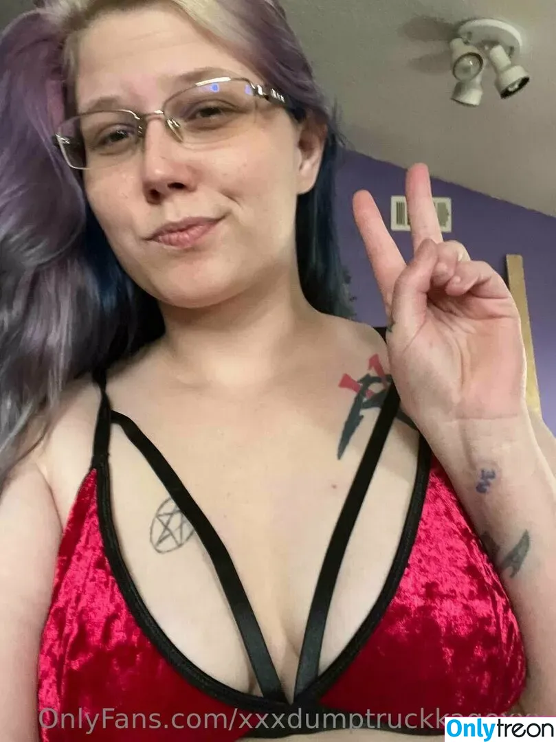 xxxdumptruckkagexxx nude photo #0203 (xxxdumptruckkagexxx)