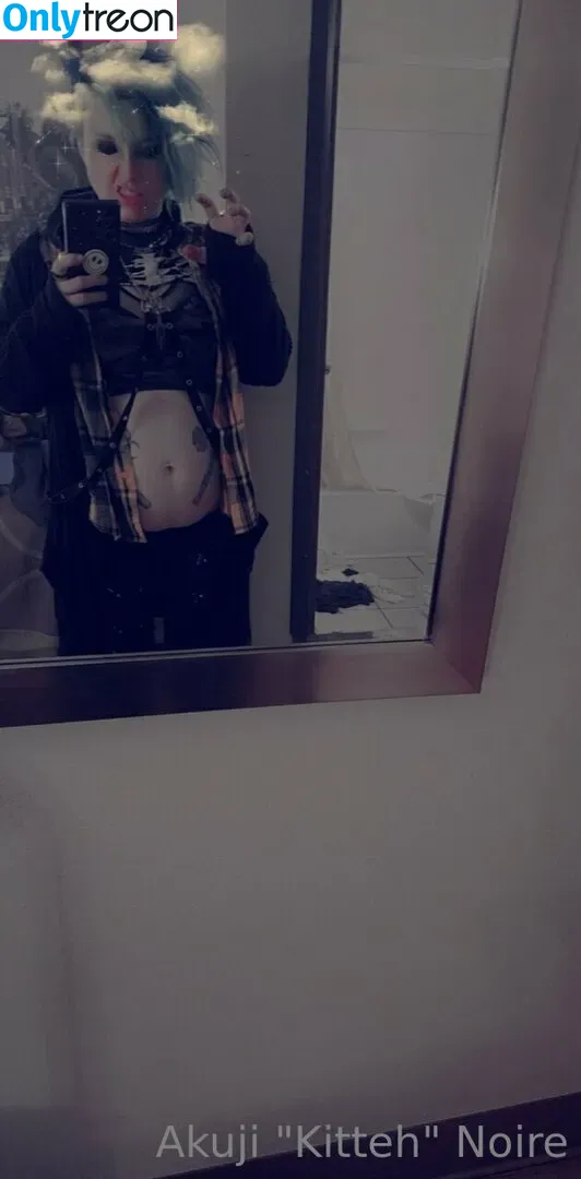 xxxgorygamerxxx nude photo #0011 (xxxgorygamerxxx)