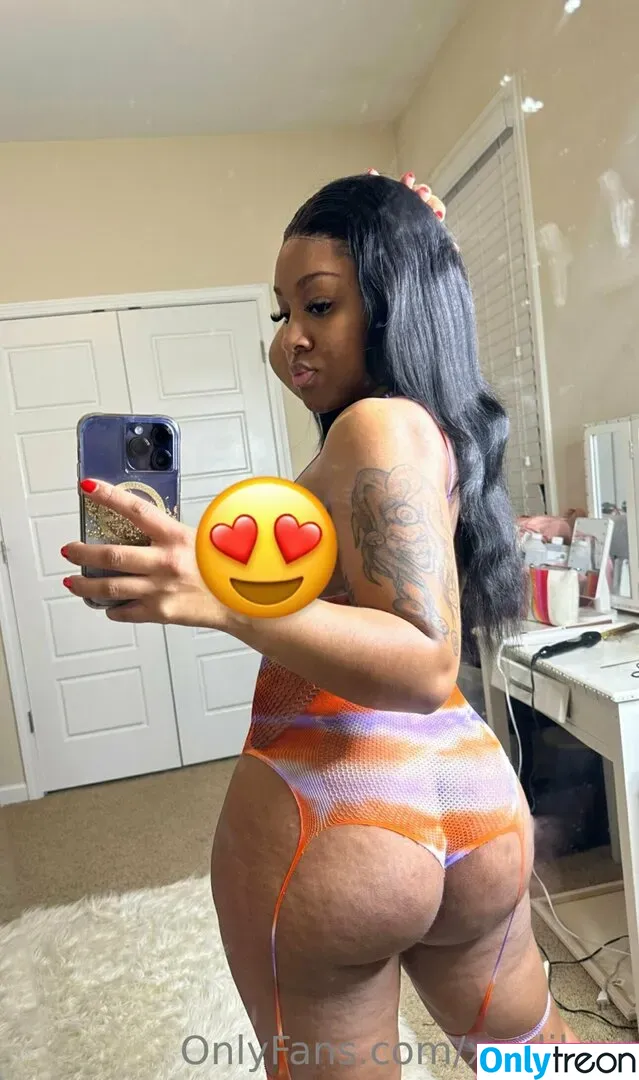 xxxlilred nude photo #0004 (xxxlilred)