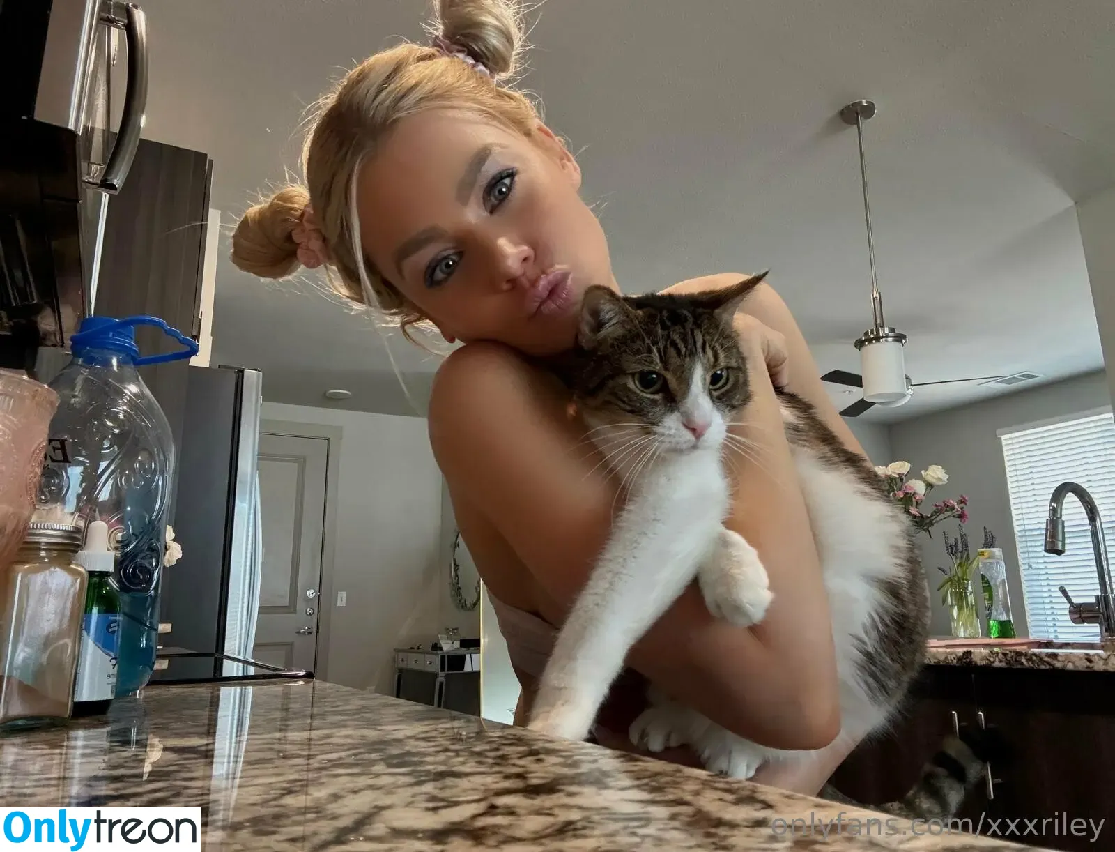 xxxriley nude photo #0106 (riri_girl826)