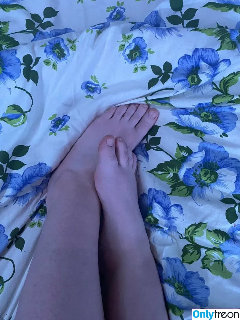 Yadisthantos nude photo #0022 (Yadisthantos)
