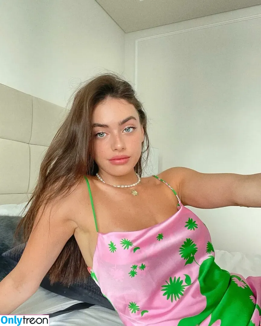 Yael Shelbia nude photo #0030 (yaelshelbia)