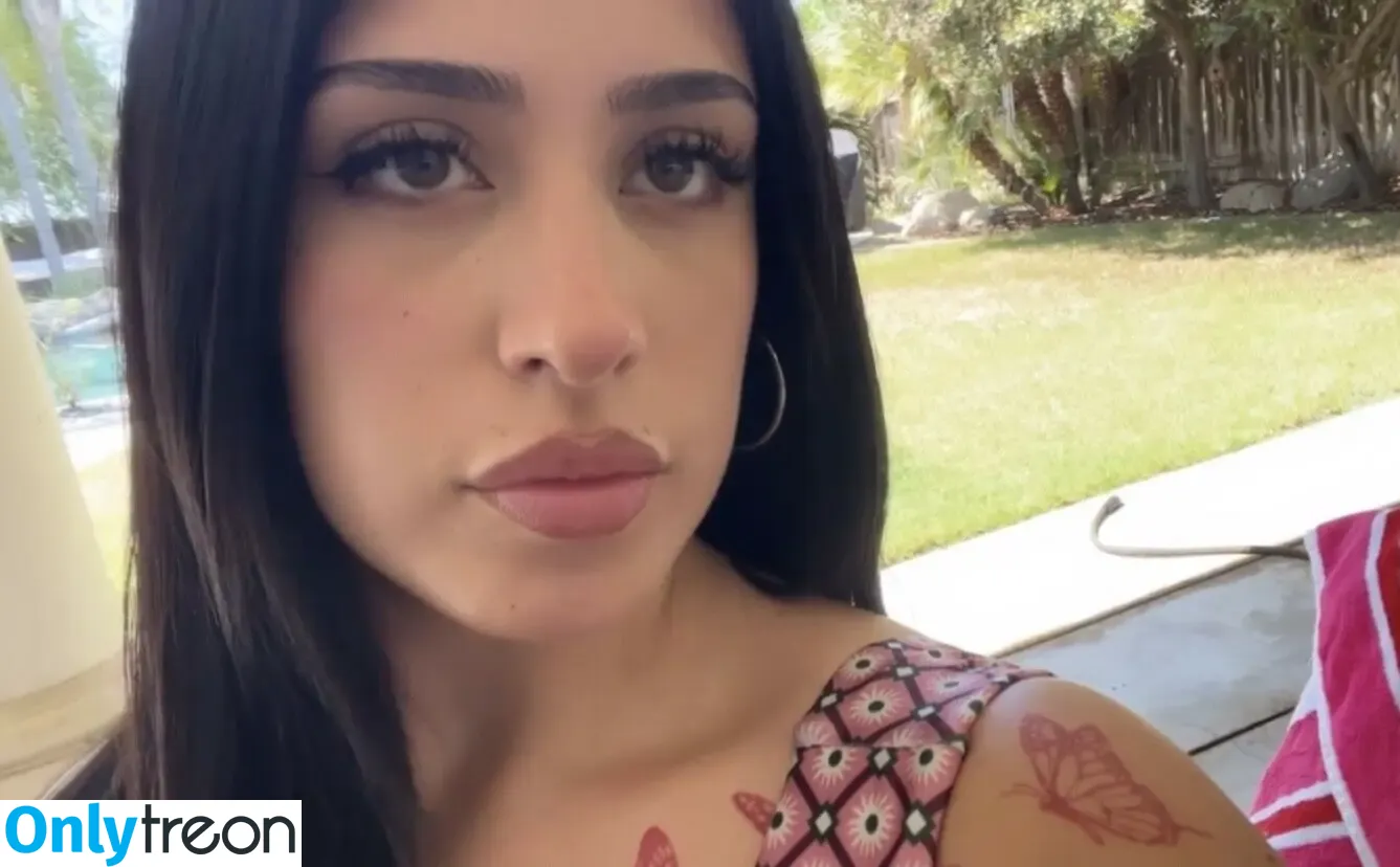 Yagirlnataliee nude photo #0043 (yagirl.natalie / yagirlnatalliee)