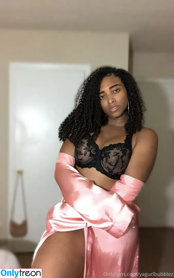 yagurlbubblez nude photo #0021 (notbubbz / yagurlbubbles)