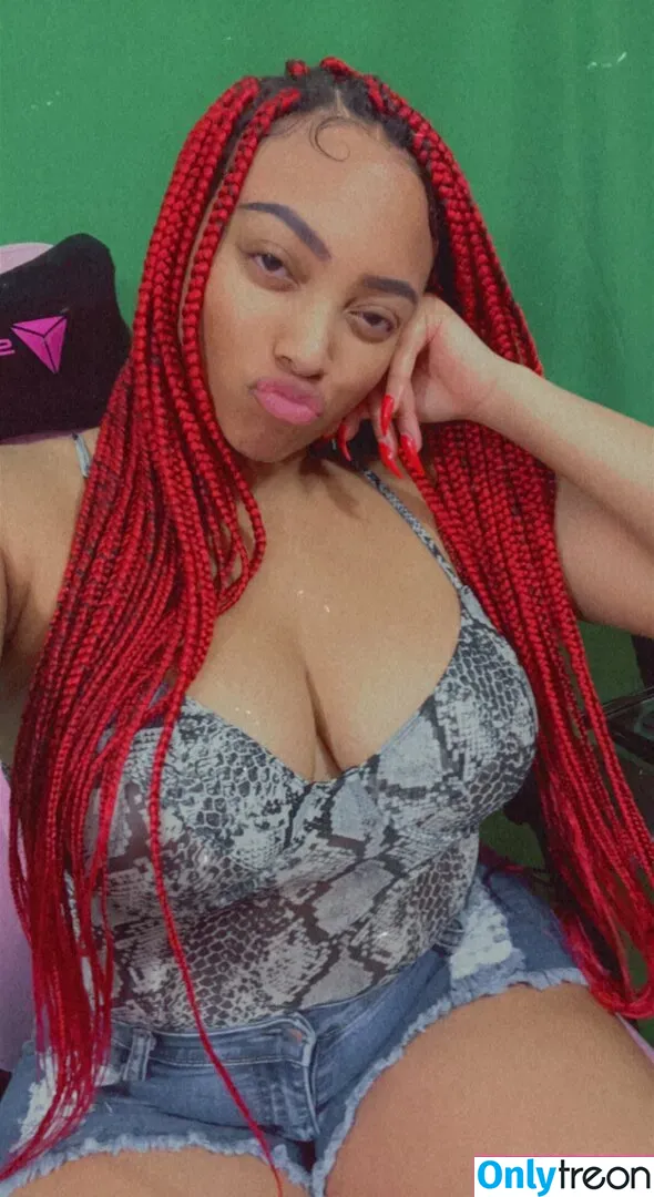 yagurlbubblez nude photo #0060 (notbubbz / yagurlbubbles)