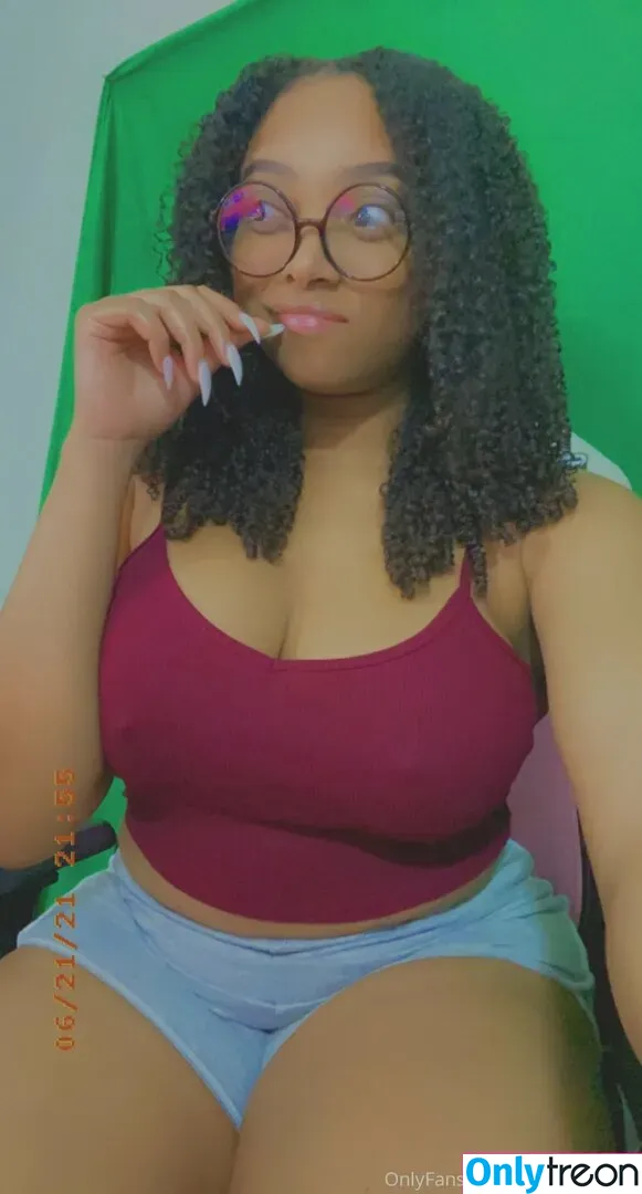 yagurlbubblez nude photo #0175 (notbubbz / yagurlbubbles)