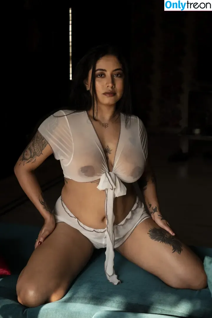 Yajna Seni nude photo #0402 (yajnaseni25)