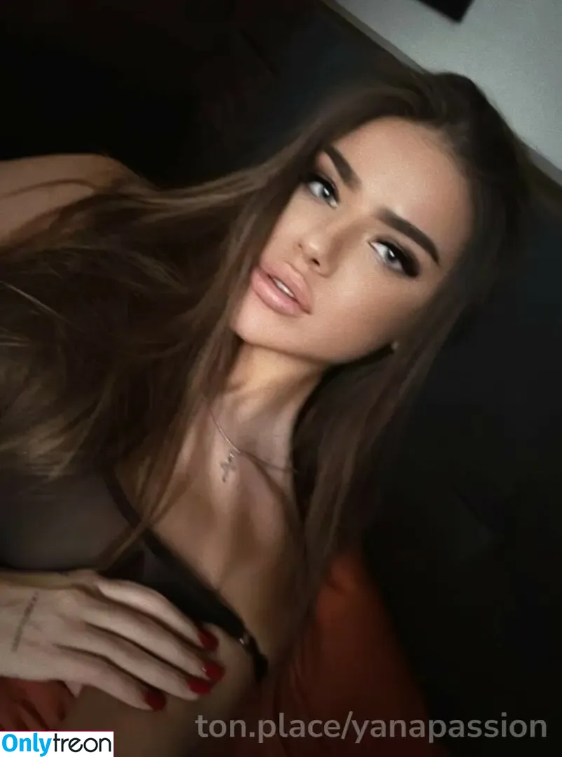 Yanapassion nude photo #0006 (Yanapassion)