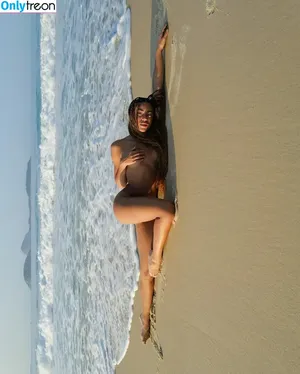 Yara Charry / only_charry / yaracharry nude photo #0011