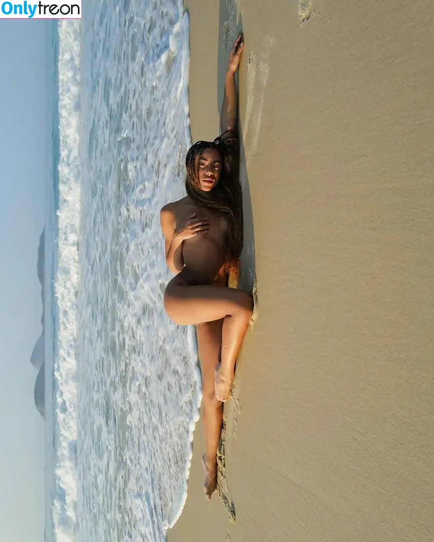 Yara Charry nude photo #0011 (only_charry / yaracharry)