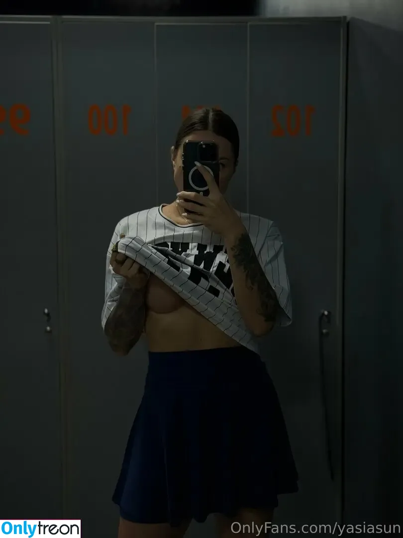 yasiasun nude photo #0017 (yasiasun)