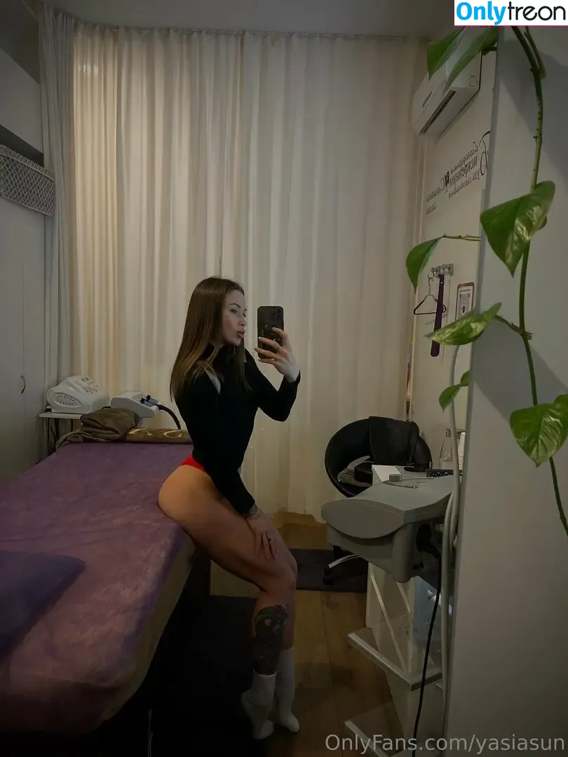 yasiasun nude photo #0069 (yasiasun)
