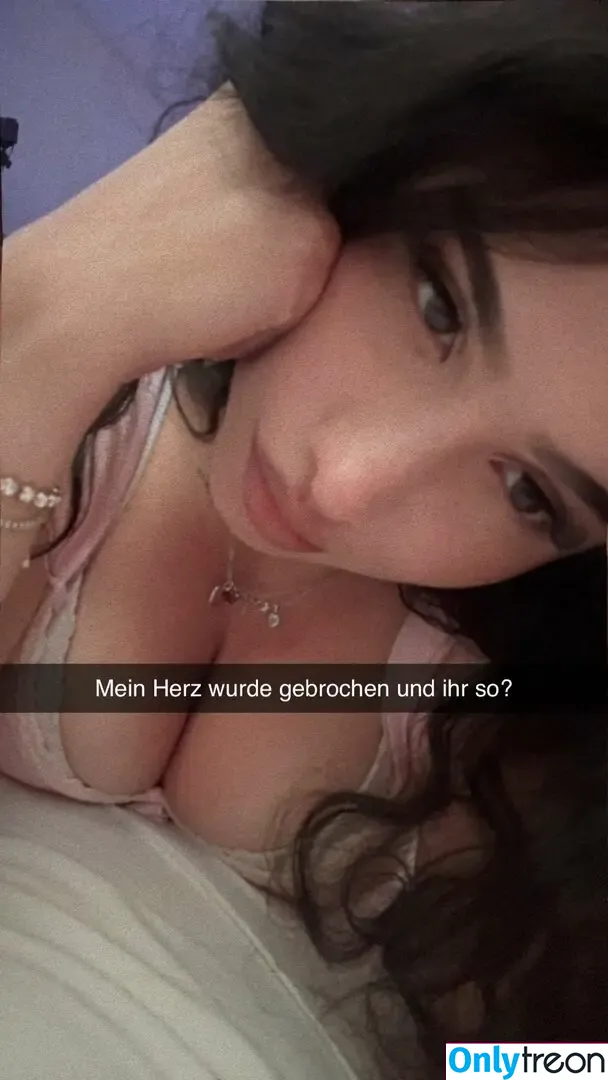 Yasilisches nude photo #0069 (Yasilisches)